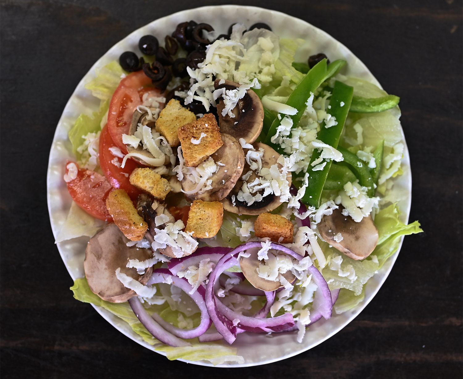 cropped-lepomas-salad.jpg